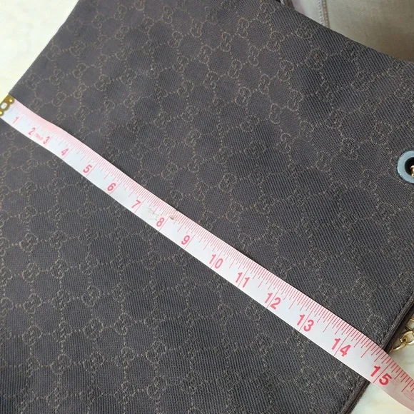 Gucci Brown Shoulder Bag with Gold Chain - Picture 12 of 13